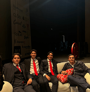 img emprendiendo jóvenes